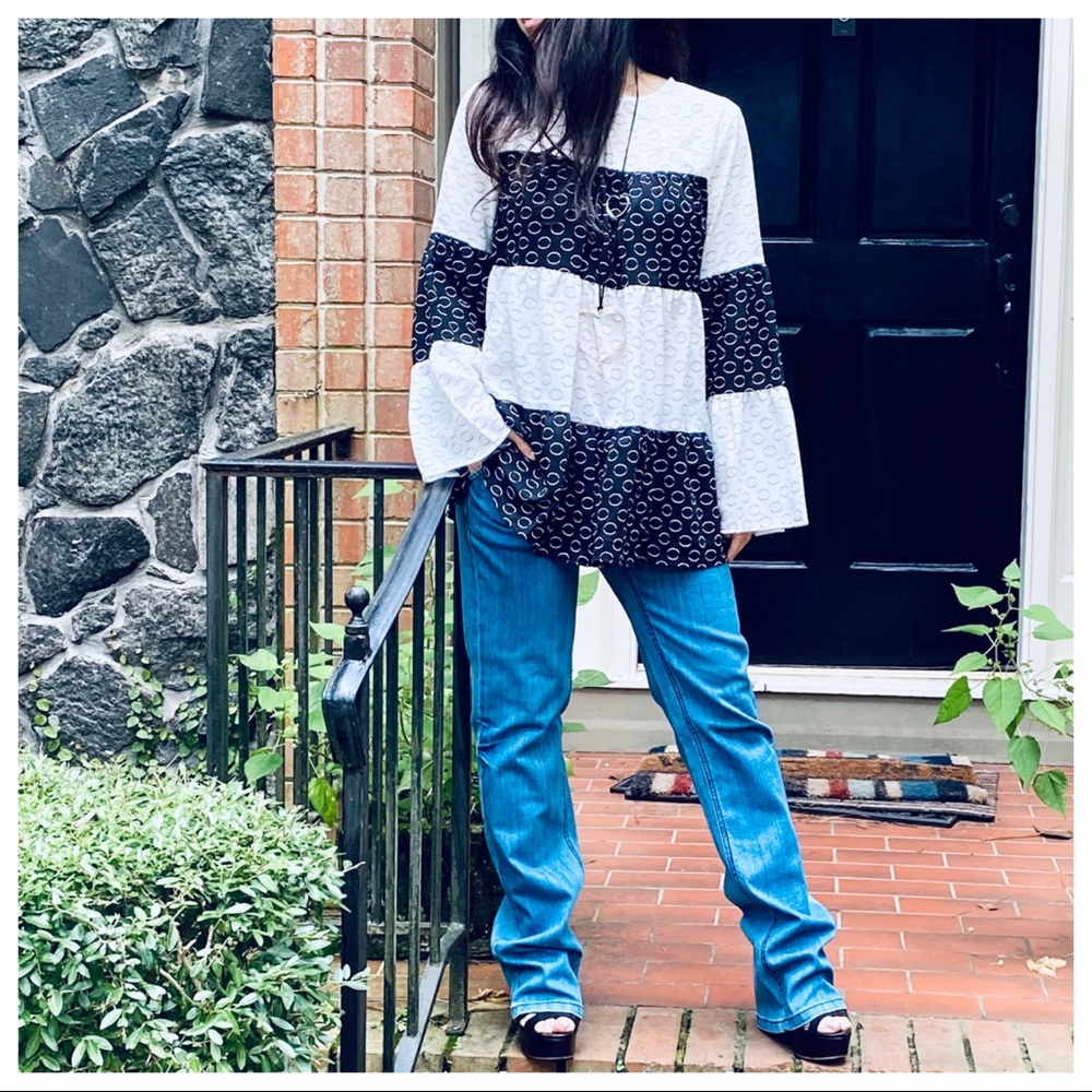 BOHO CHIC CIRCLE PRINT WOVEN COR BLOCK TOP - Picture 11 of 12